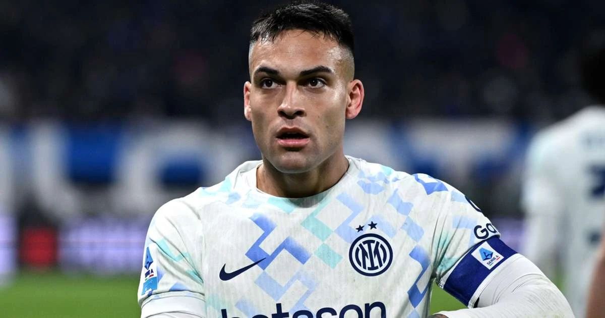 Confirmed: Lautaro Martínez equals Riccardo Orsolini as top scorer in 2025 calendar year.